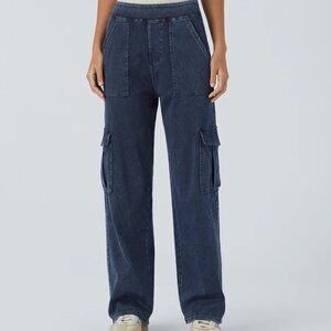 Halara Flex Mid Rise  Pockets  Straight Leg Cargo Jeans Petite Medium